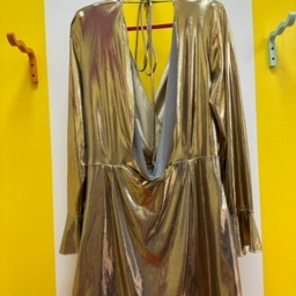 Metallic Gold Drape Dress with Tie Back and Bell Sleeve cuff Size 2XL - Picture 4 of 6